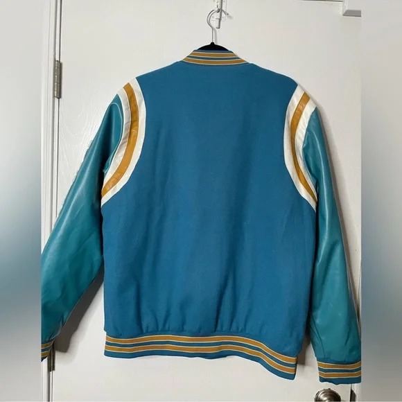 - BOOHOO MAN SPORTS VARSITY BOMBER JACKET